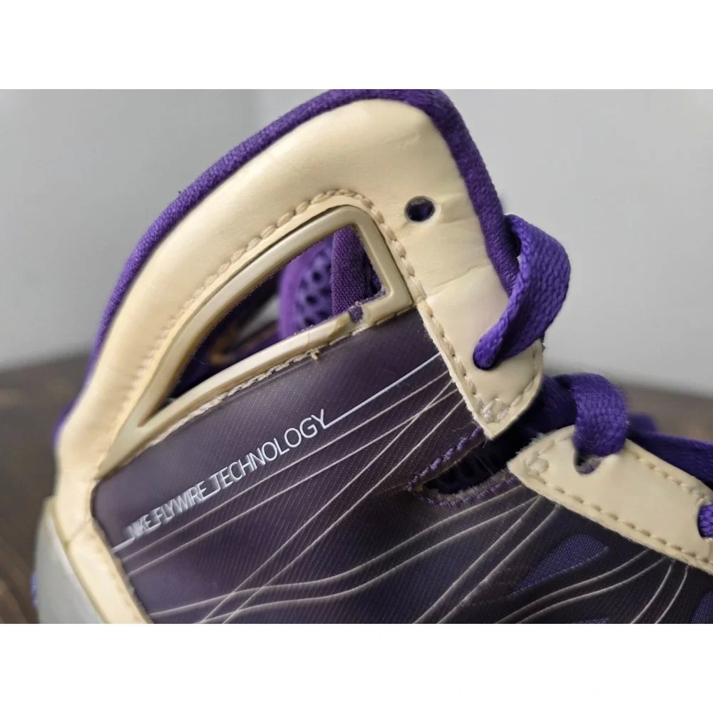 Nike Flywire Hyperize Youth Basketball Sneakers Size 6 White Purple‎ Shoes